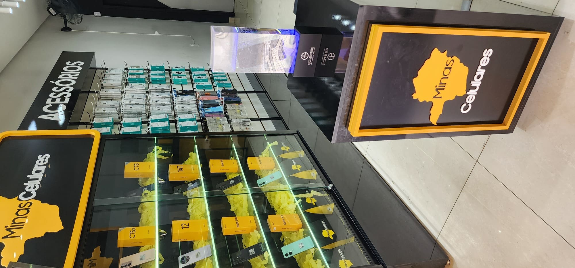 Interior da Loja Minas Celulares 2